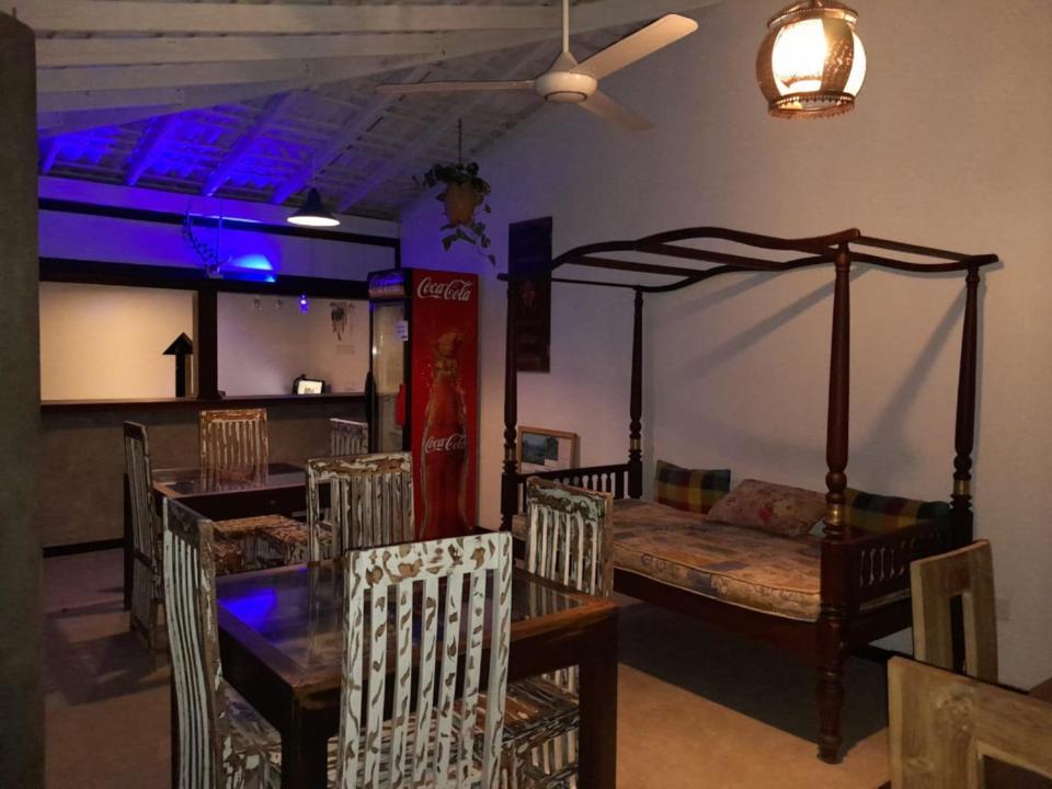Villa Ali Unawatuna Exteriör bild